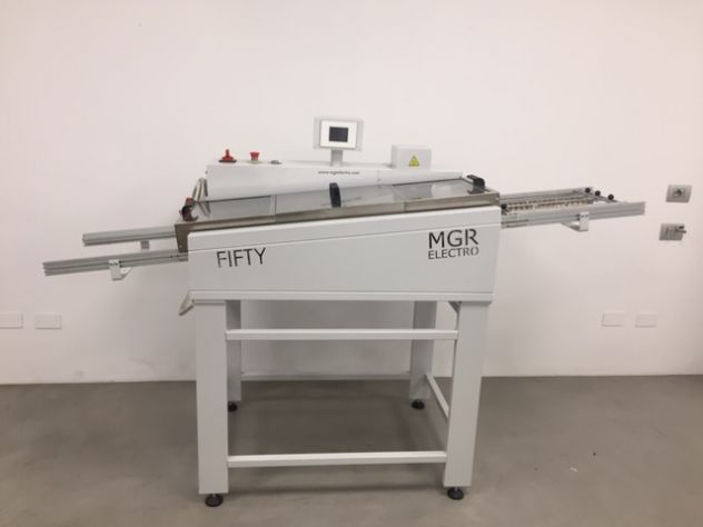 ATTREZZATURE PER INDUSTRIA ELETTRONICA