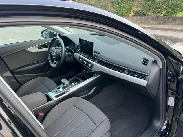 Audi A4 Avant 35 TDI S tronic Business - Foto 8