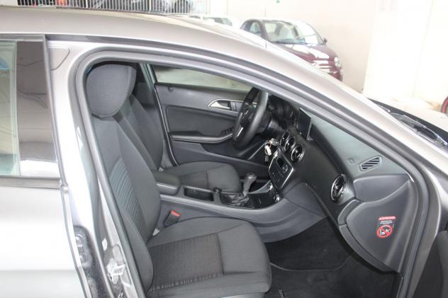 Mercedes-Benz Classe A A 180 CDI 1.5 Premium - Foto 8