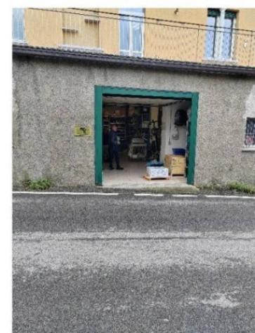 Immobile in asta di 445 m² con più di 5 locali e box auto in vendita a Gavirate - Foto 2