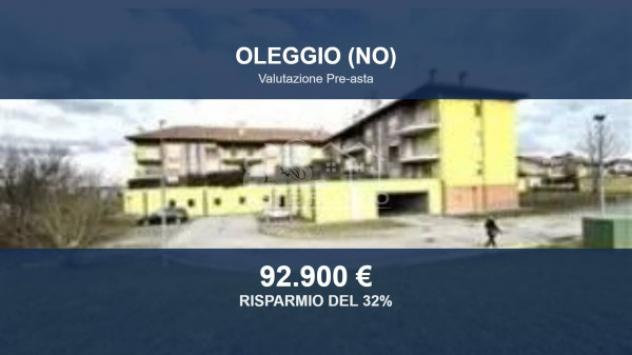 Immobile in asta di 94 m², box auto doppio in vendita a Oleggio
