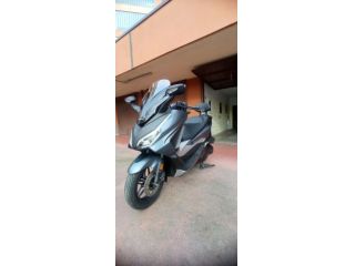 Honda forza 350