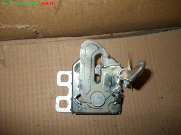 SERRATURA COFANO ANT. FIAT BRAVO (198-3L)  Carrozzeria  Lamierati esterni  Cofano  Serratura cofano FIAT - BRAVO - 01-03-2007 - 01-03-2010, FIAT - BRA