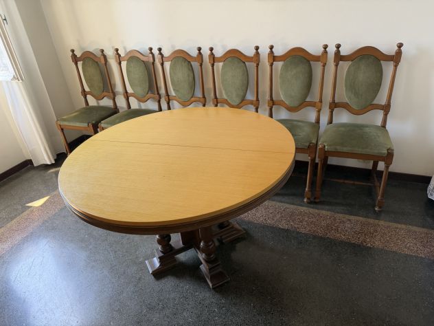 Tavolo allungabile con 6 sedie - Foto 2