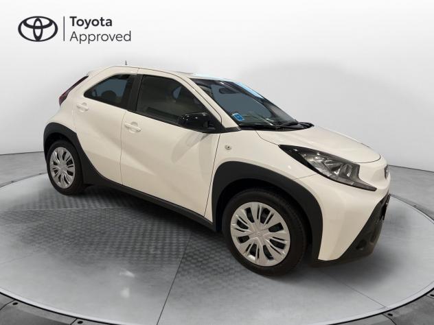 Toyota Aygo X 1.0B (72 CV) Active - Foto 3