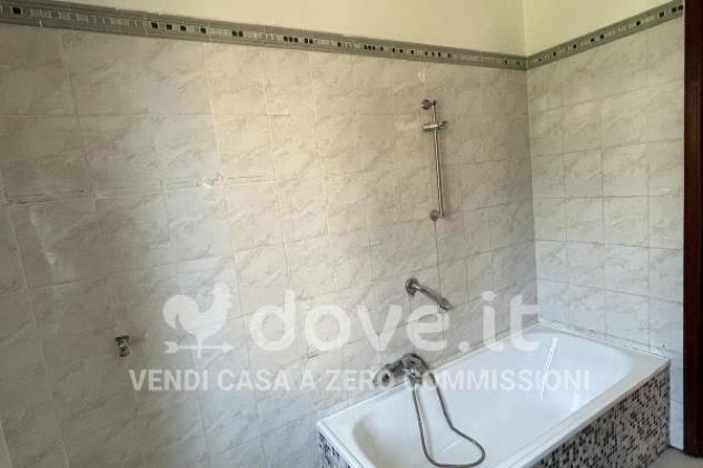Appartamento di 81 m² con 3 locali e box auto in vendita a Romentino - Foto 10