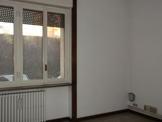 Privato affitta,bellissimo ufficio,mq 110, quadrilocale,in viale Filippetti - Foto 3