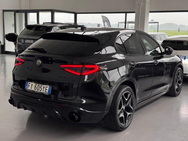 Alfa Romeo Stelvio 2.0 Turbo 280 CV AT8 Q4 Executive - Foto 4