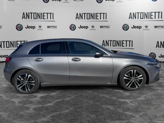 Mercedes-Benz Classe A Berlina A 180 d Line Advanced Plus - Foto 4