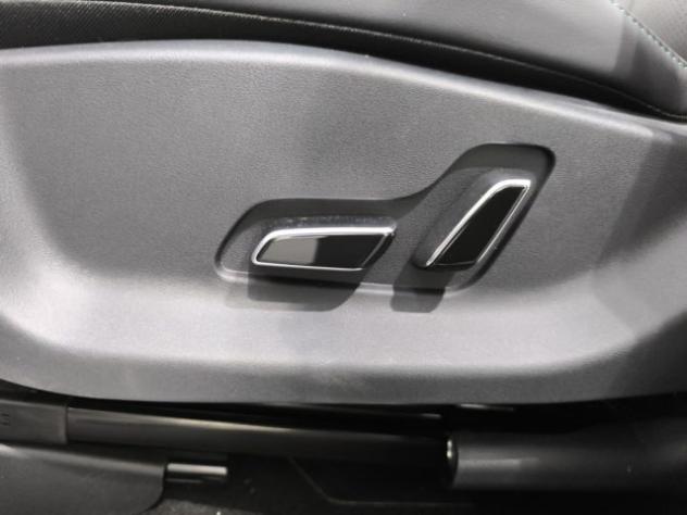 BYD Seal U DMi 1.5 Turbo 324cv PHEV Design rif. 24140044 - Foto 8
