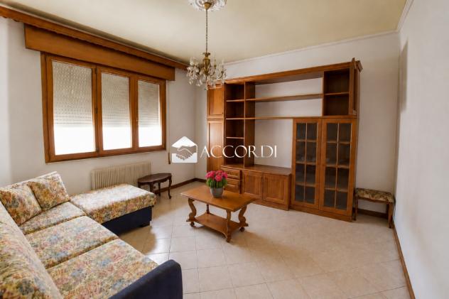 CASA INDIPENDENTE di 9 vani e di 209 mq (MONTEBELLUNA) rif. PE16 - Foto 10