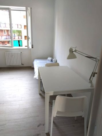 Posto letto per studenti Bicocca in stanza doppia bilocale ristrutturato - Foto 6