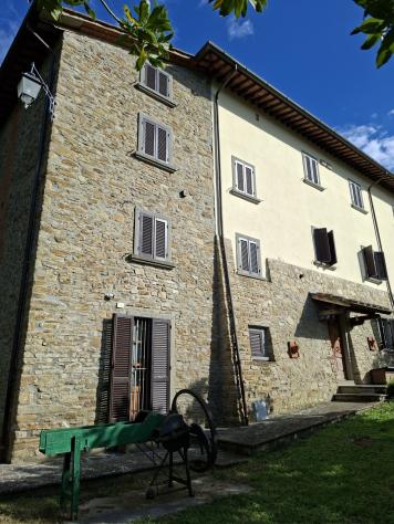 COLONICA di 14 vani e di 470 mq (AREZZO) rif. BU1 - Foto 3