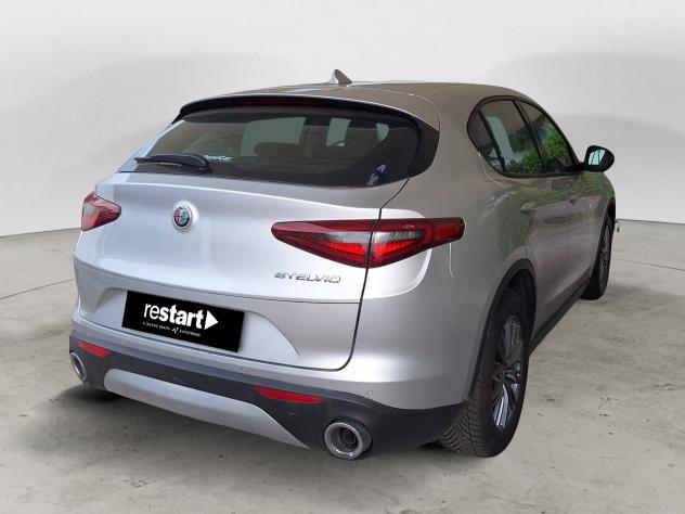 Alfa Romeo Stelvio 2.2 Turbo Diesel 160 CV Automatica AT8 Business RWD - Foto 2