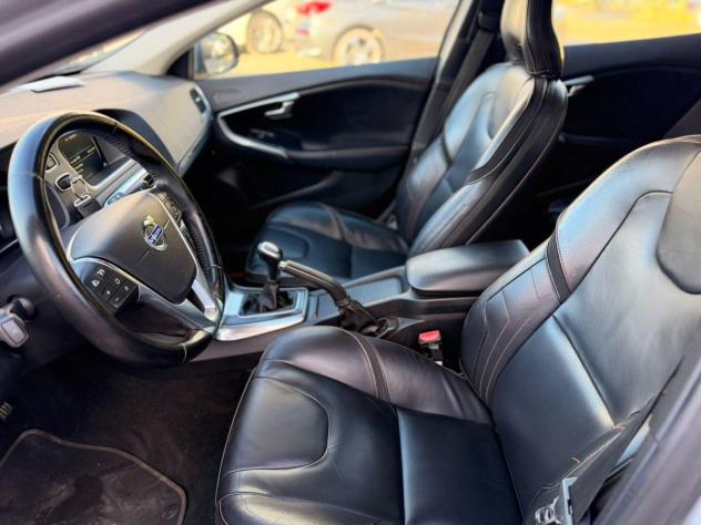 VOLVO - V40 Cross Country - D2 Volvo Ocean Race - Foto 10