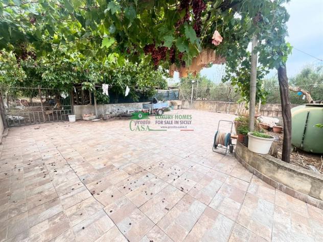 Rif: 2557 - Villetta indipendente con ampio giardino, garage e pertinenze – Contrada Deserto, Comiso - Foto 4