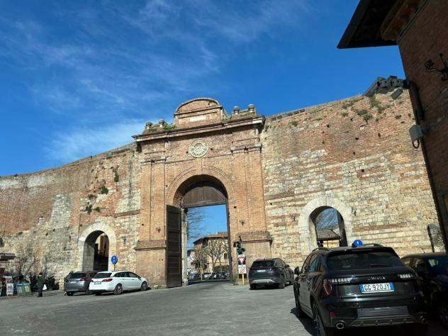 Appartamento in vendita a Siena 140 mq  Rif: 1400940