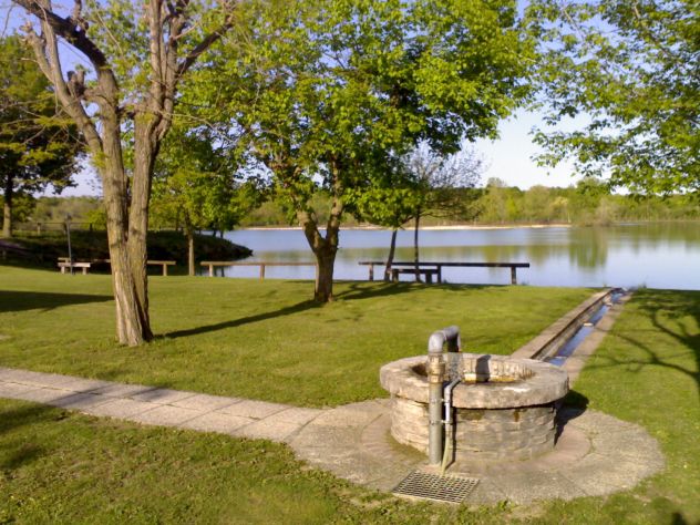 Bar Trattoria con Parco e Lago mq. 50.000 - Foto 2