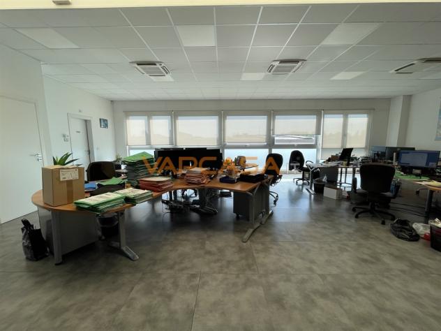UFFICIO IN AFFITTO POSIZIONE DI FORTE PASSAGGIO - Foto 13