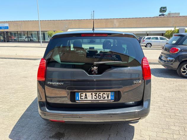 Peugeot 5008 2.0 HDi 150CV Tecno - Foto 5