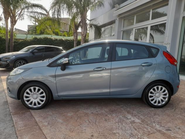 Ford Fiesta Fiesta+ 1.4 TDCi 68CV 5 porte - Foto 2