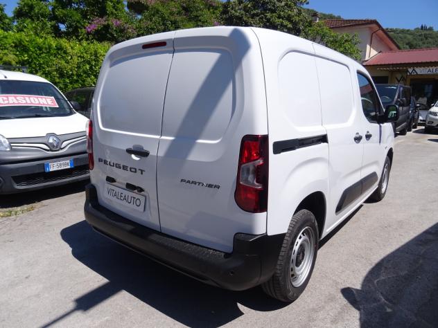 Peugeot Partner BlueHDi 100 S&S PC Furgone - Foto 6