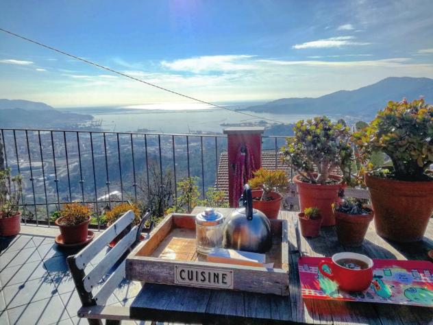 casa indipendente in vendita a La Spezia
