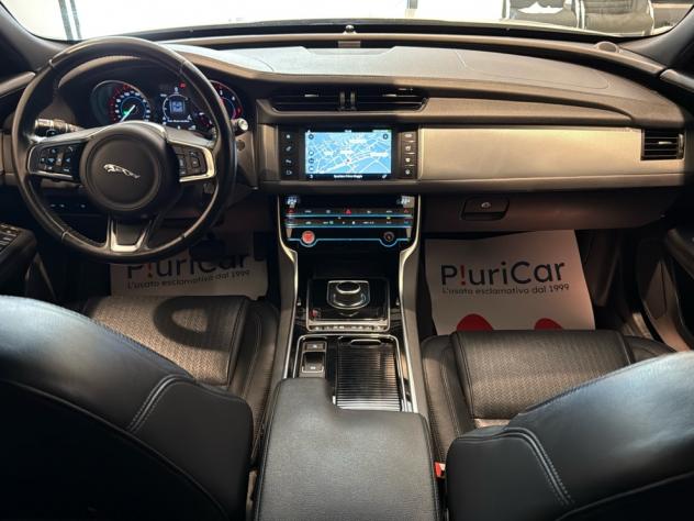 Jaguar XF Sportbrake 2.0D 180cv AWD auto Prestige Pelle 18” - Foto 4