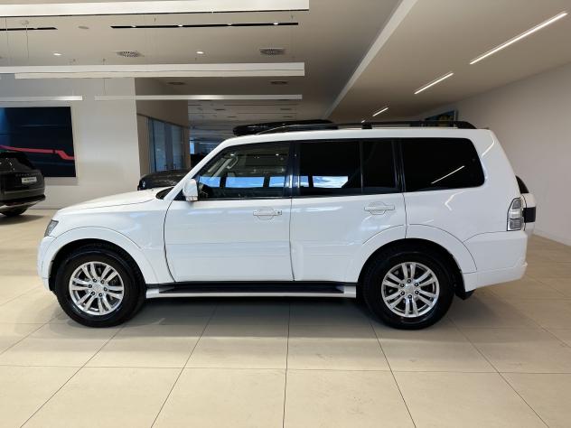 Mitsubishi Pajero 3.2 DI-D INSTYLE LWB AUT (140KW) - Foto 8