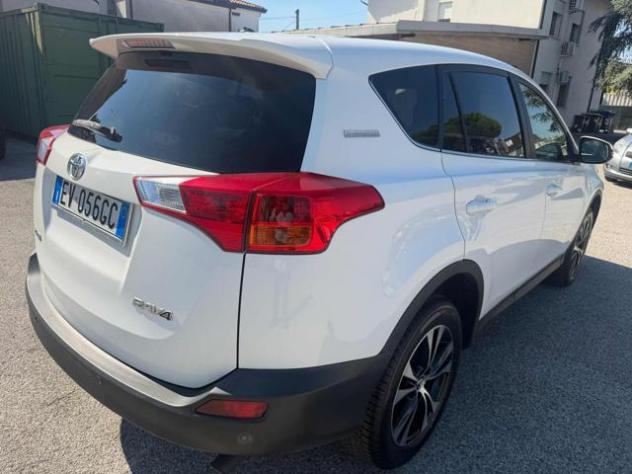 TOYOTA RAV 4 MY23 RAV4 2.0 D-4D 2WD Style Stupenda Bellissima rif. 24147689 - Foto 4