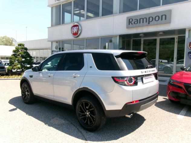 Land Rover Discovery Sport 2.0 TD4 150cv 4WD Pure - Foto 5