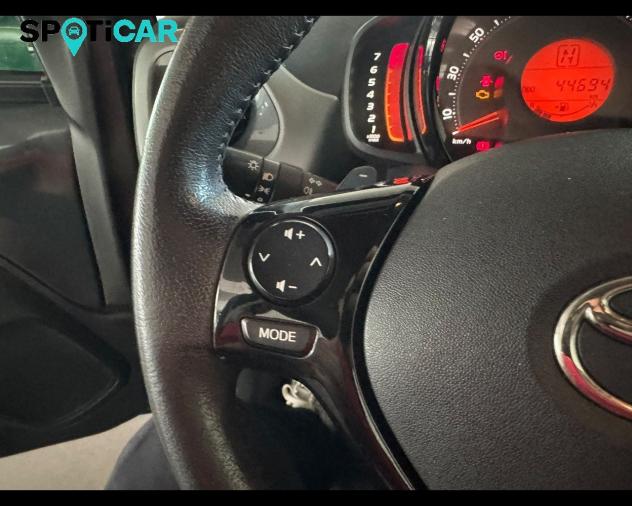 Toyota Aygo II 5p 1.0 x-business m-mt 72cv - Foto 9