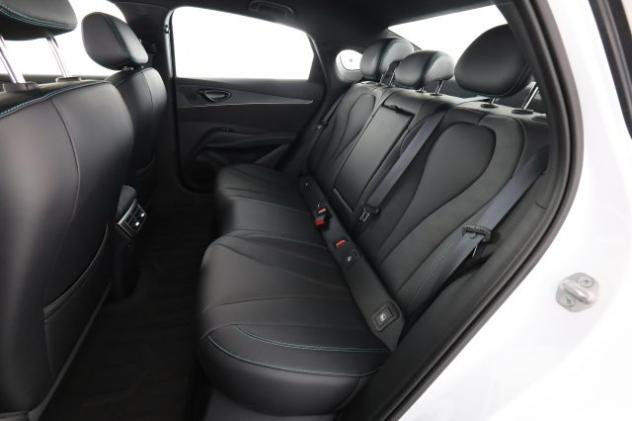 BYD Seal 6 DM-i DM-i 1.5 184 CV PHEV Boost rif. 24125633 - Foto 3