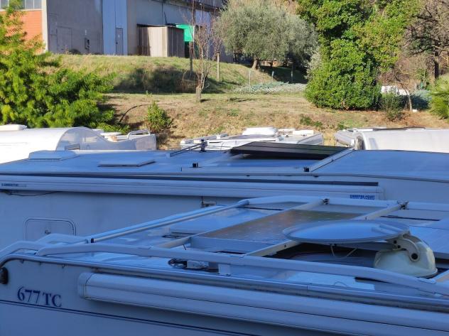 CAMPER CHALLENGER FORD MANSARDATO DOPPIA DINETTE 7 POSTI LETTO CASTELLO FOTOVOLTAICO GENERALI USATI 523 - Foto 6