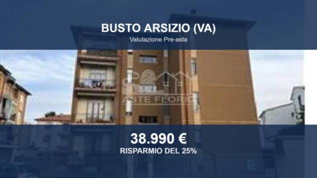 Immobile in asta di 57 m², box auto in vendita a Busto Arsizio