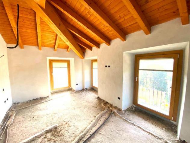 ATTICO DI 120 MQ CON POSTO AUTO A OLGIATE MOLGORA - Foto 11