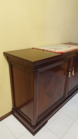 Foggia- madia/credenza in noce in stato perfetto - Foto 3