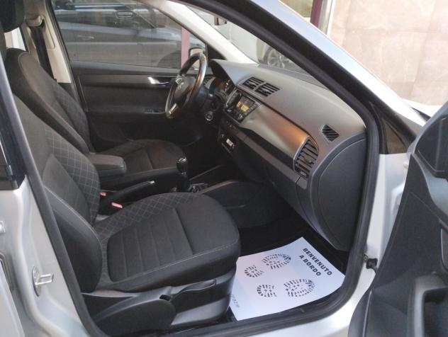 Skoda Fabia 1.4 TDI 90 CV Style Twin Color - Foto 9