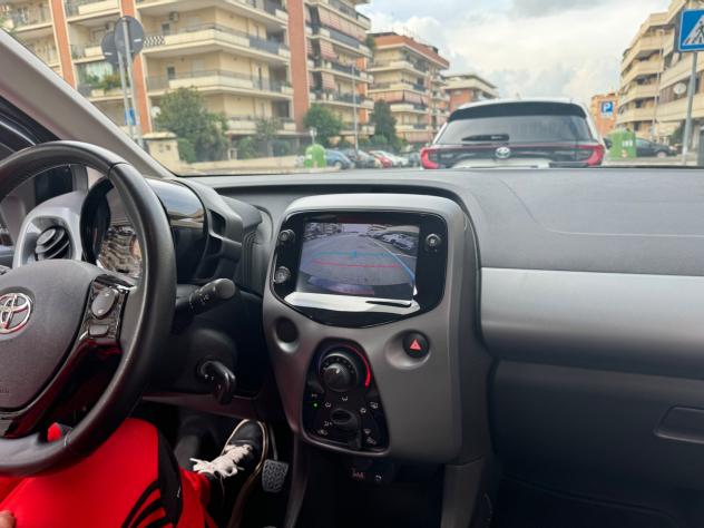 Toyota Aygo 1.0 VVT-i 72 CV 5 porte x-play MMT LED CAR PLAY KAMERA PDC - Foto 10