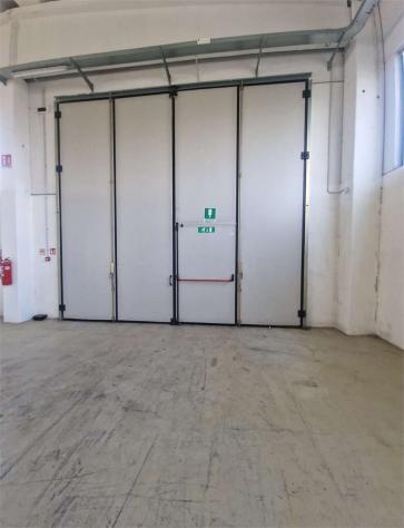 V000913 - NOVEDRATE vendo CAPANNONE con ampia area esterna - Foto 18