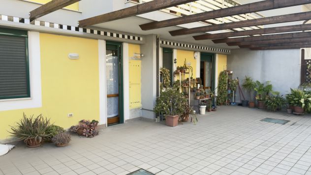 AMPIO APPARTAMENTO A BIVIO PRATOLE CON TERRAZZO, GIARDINO E GARAGE