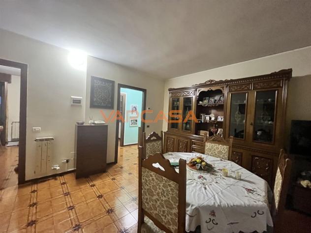 APPARTAMENTO IN PICCOLO CONTESTO, CON BOX E CANTINA - Foto 10