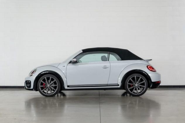 VOLKSWAGEN Maggiolino 2.0 TSI 220cv R Line Exclusive DSG cabrio rif. 24149678 - Foto 10