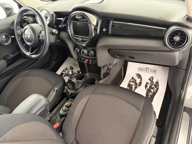 Mini Cooper D 1.5 Business 3p - NEOPATENTATI - Foto 9
