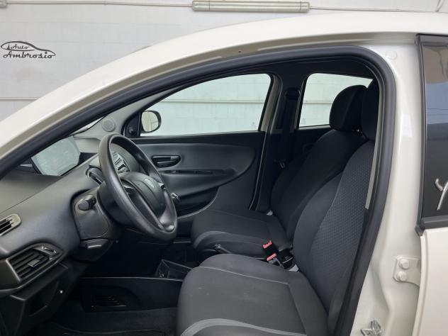 Lancia Ypsilon Ypsilon 1.2 Gold ecochic Gpl 69cv TUA DA 89,00 EURO AL MESE - Foto 8