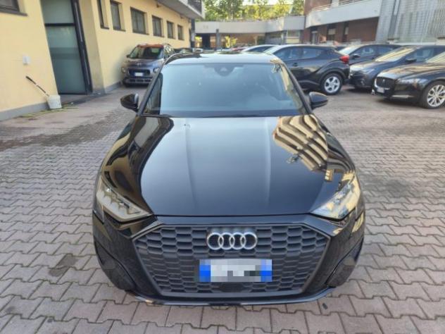 AUDI A3 SPB 30 TFSI S tronic Business rif. 24136403 - Foto 2