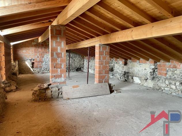 Caprino B.sco - Ampio appartamento al rustico - Foto 10
