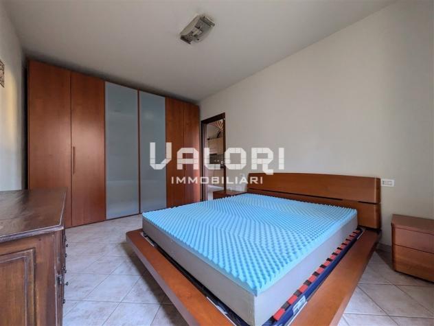BILOCALE AL PIANO TERRA CON INGRESSO INDIPENDENTE, CORTE ESCLUSIVA E GARAGE - Foto 14