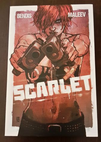 SCARLET PRIMO VOLUME 1, BENDIS-MALEEV, PANINI COMICS 2011. - Foto 2