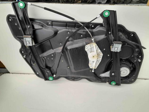 MOTORINO ALZAVETRO ANTERIORE DESTRA VOLKSWAGEN Passat Variant 4° Serie 3C1837756k (0510) - Foto 2